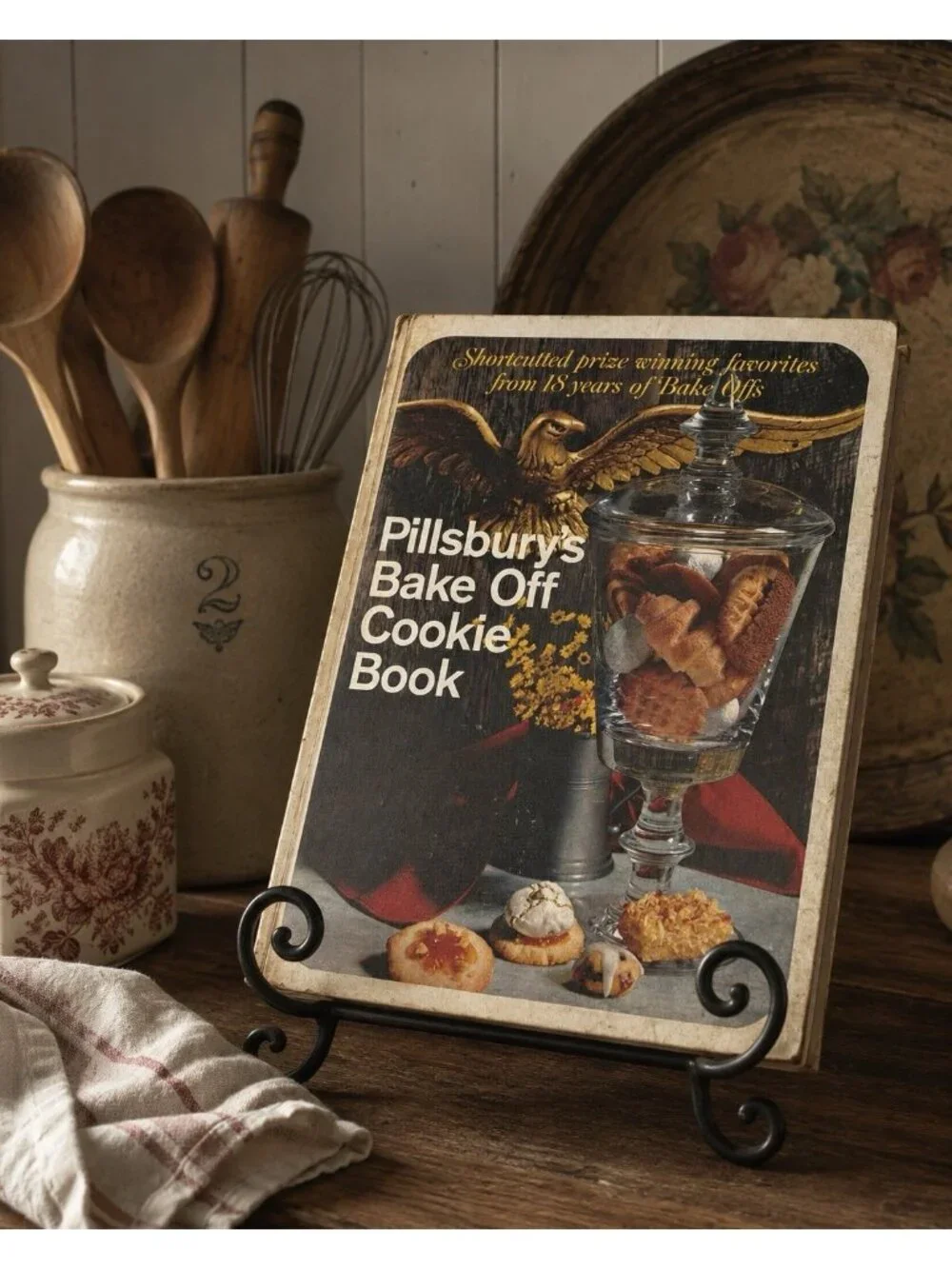 Vintage Pillsburys Bake Off Cookie Book Hardcover Recipe Cookbook Kitchen Decor